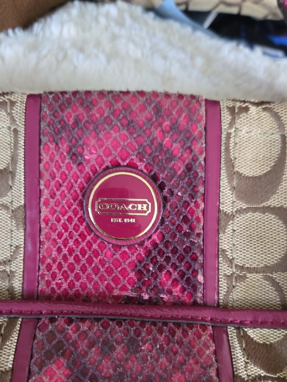 Coach Signature Canvas Tote with Fuchsia Leather Trim - Picture 3 of 12